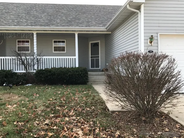 108 E Hunters Rdg, Valmeyer, IL 62295