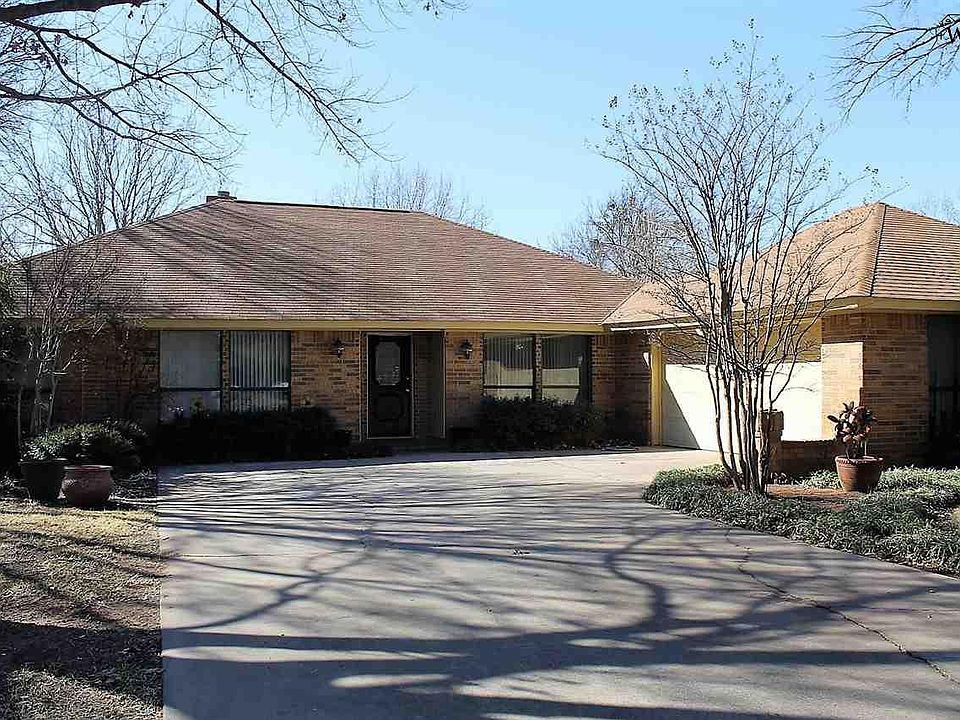 1st image of 2611 San Simeon Dr