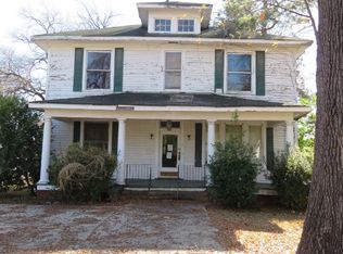 611 W Market St, Greenwood, MS 38930