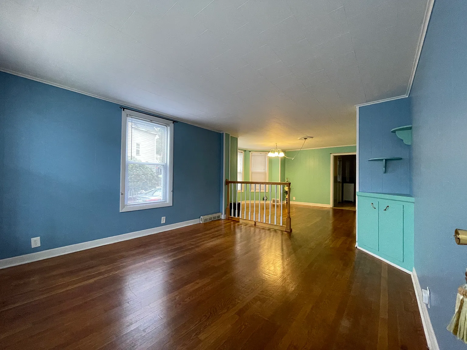 50 Chapin St — Photo 4