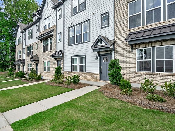 2nd image of 15016 Bayou Dr