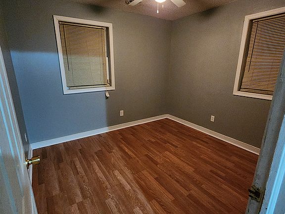 5th image of 714 Federal St