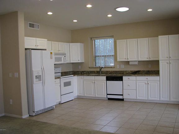 5th image of 17982 W Deneen Way