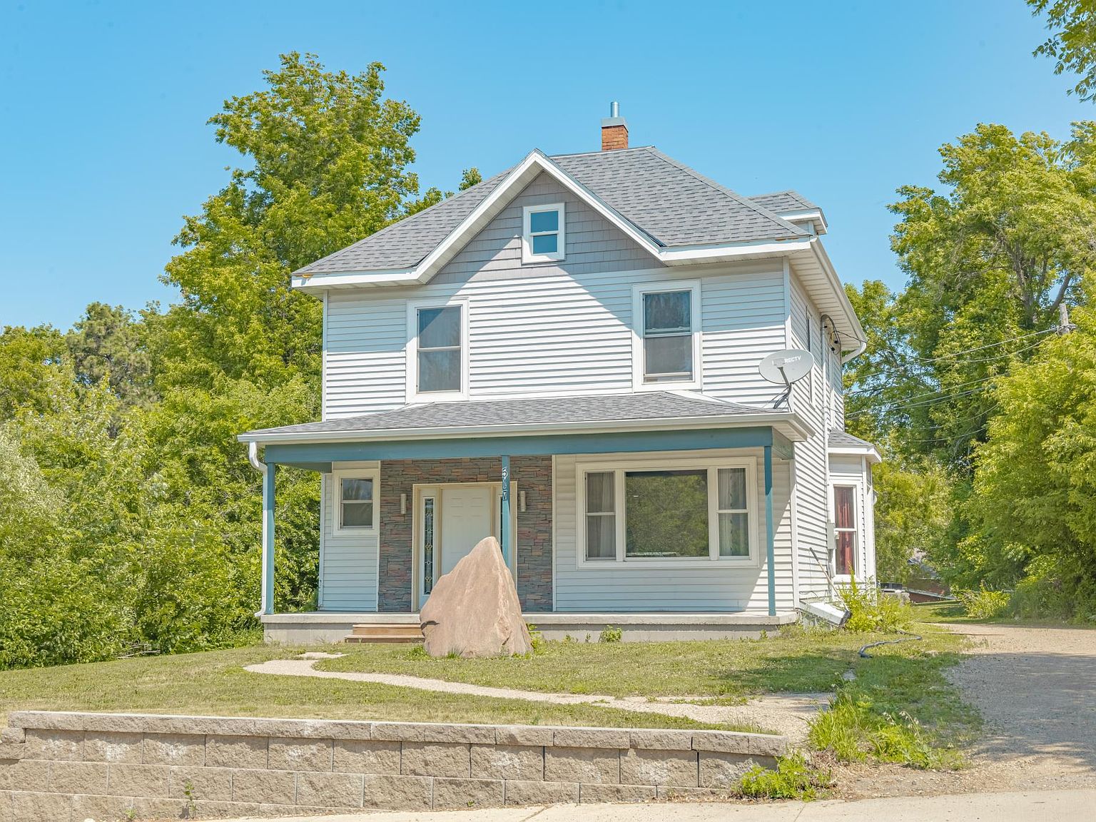 517 Minnesota Ave E, Glenwood, MN 56334 Zillow
