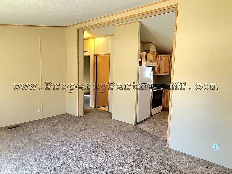 106 Sunlight Ave — Photo 3