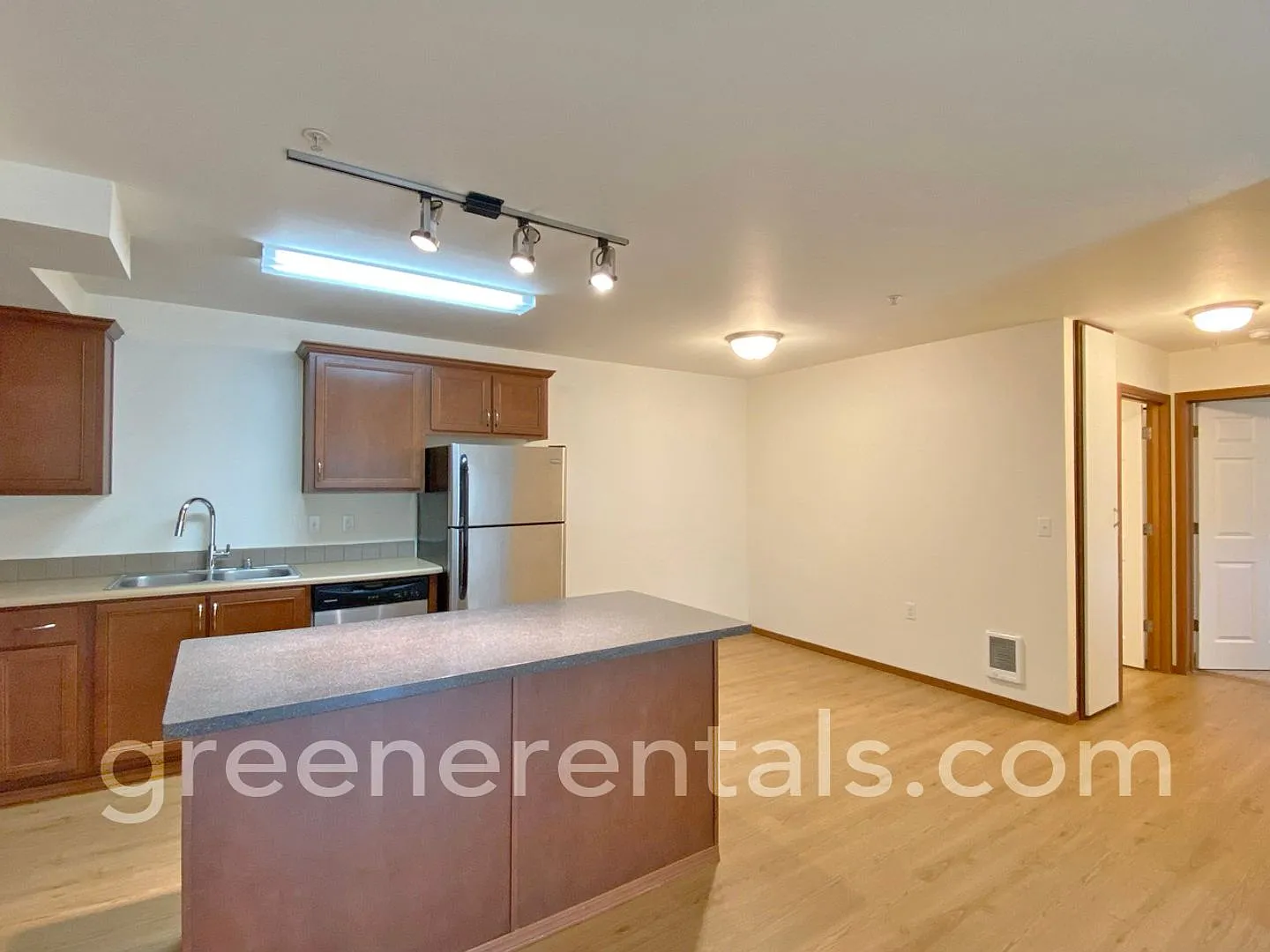 Oly-Evergreen Landing Apartments — Photo 3