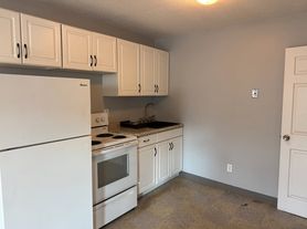 62 Main St, Thomaston, CT