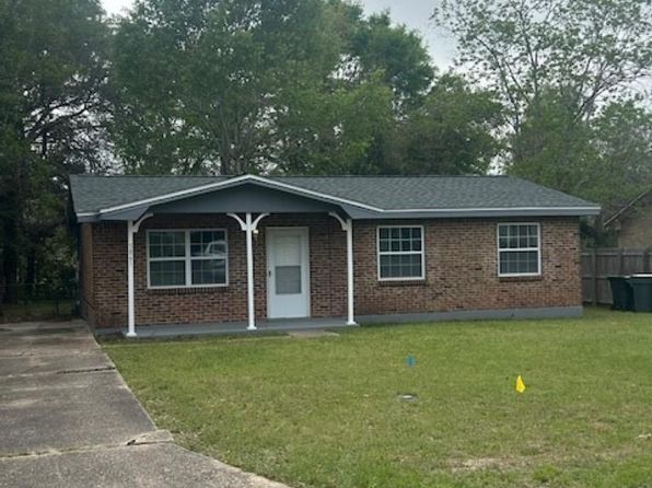 5861 Avondale Rd, Pensacola, FL 32526