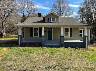 622 W Wilson Ave, Mooresville, NC 28115