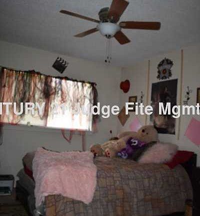 5th image of 1427 Bradford Pl
