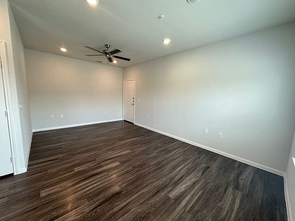 Living & Dining Room