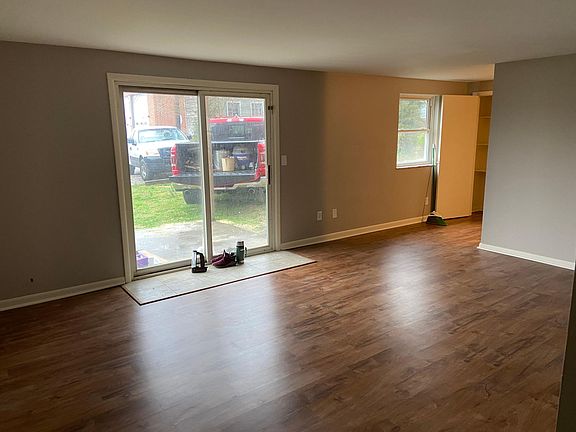 3rd image of 60 W Harrison St #1