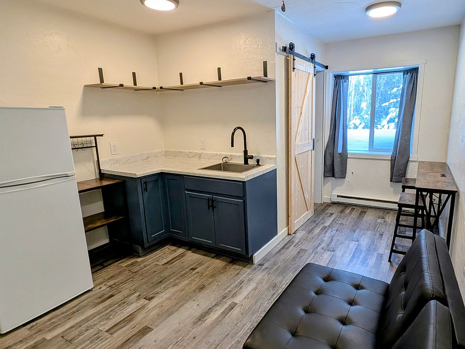 1st image of 2355 Aster Dr #2