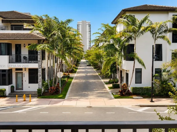 4745 NW 84th Ct #14, Doral, FL 33166
