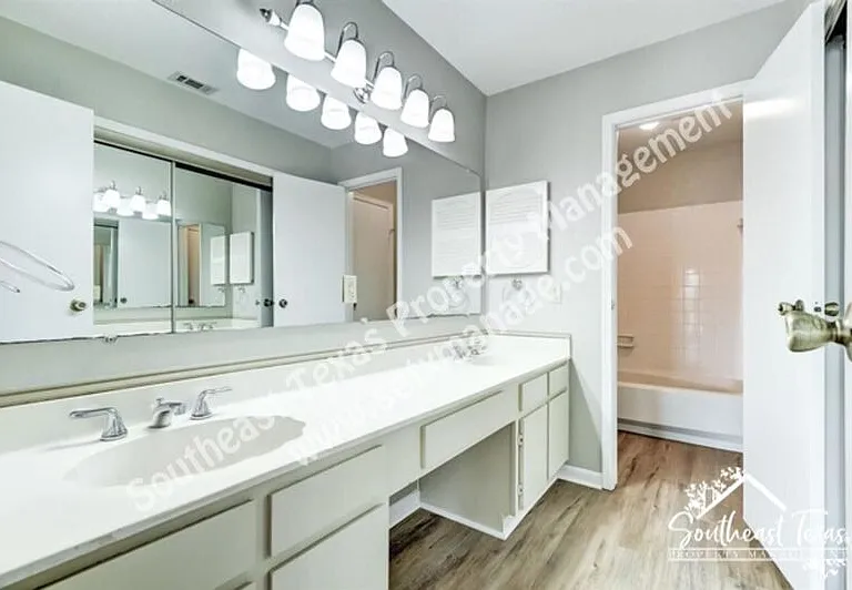 1620 Wellington Pl #903 — Photo 25