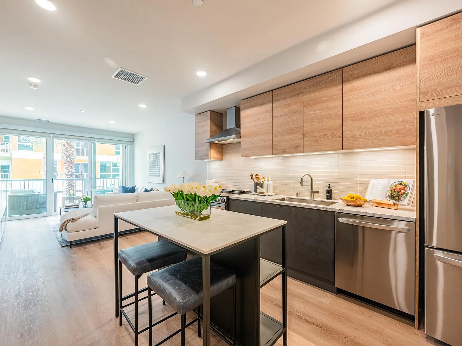 Citrus Commons — Photo 2