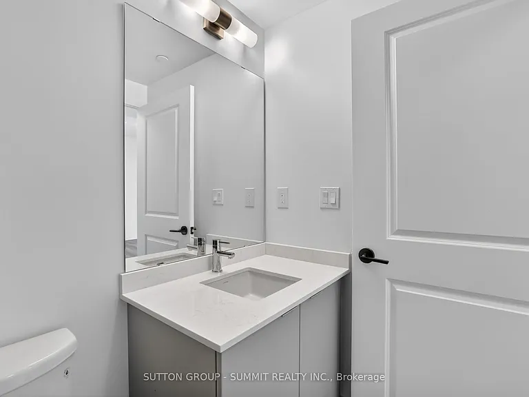 2075 Lakeshore Rd #2401 — Photo 9