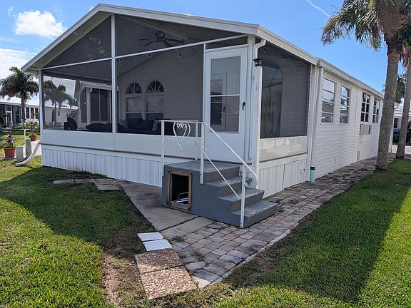 3rd image of 6547 SE 53RD Street