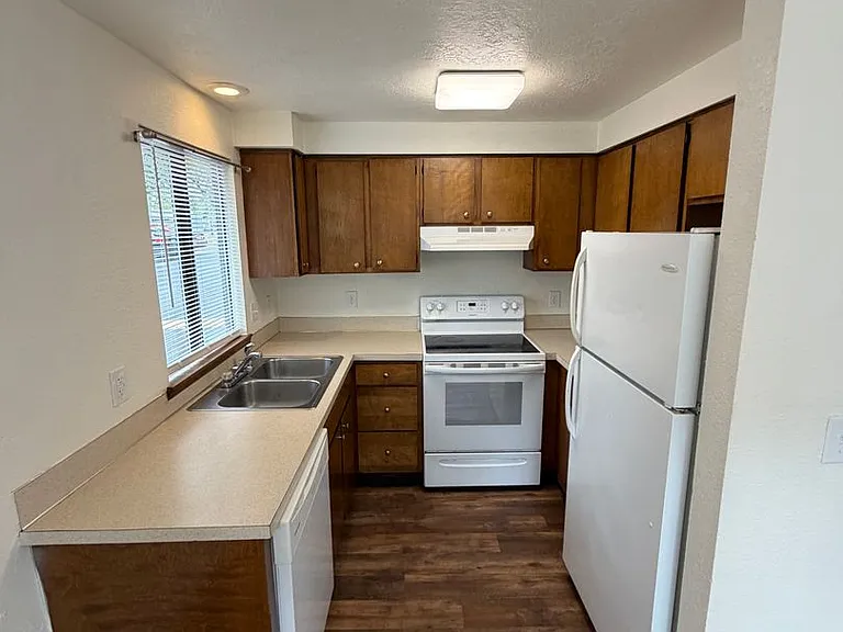 Terra Tempo Condominiums — Photo 7