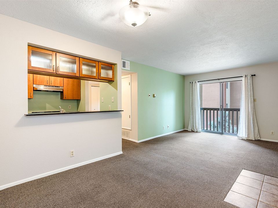 1st image of 941 Calle Mejia APT 107