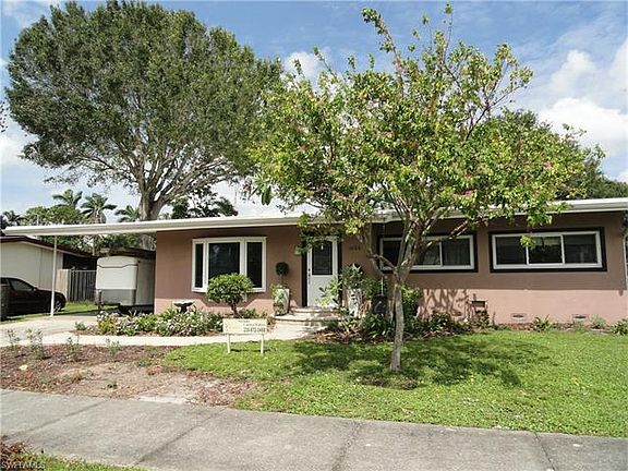 2nd image of 1653 Maravilla Ave