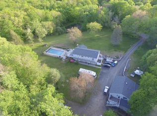 434 Wall St #B, Hebron, CT 06248