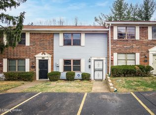 9828 Oakshire Dr #9828, Louisville, KY 40299