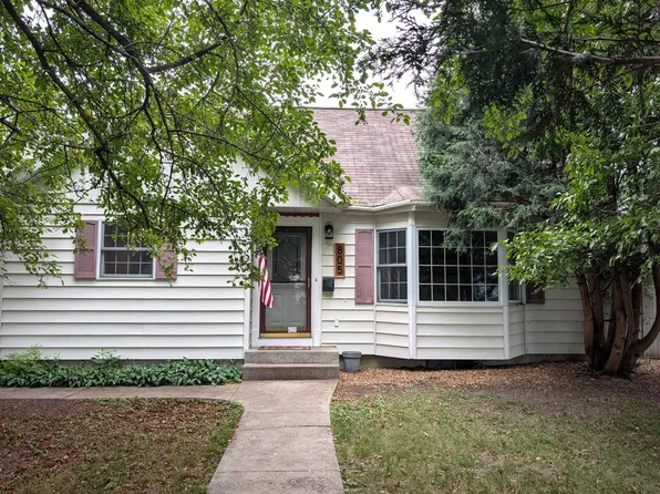 805 2nd St, International Falls, MN 56649