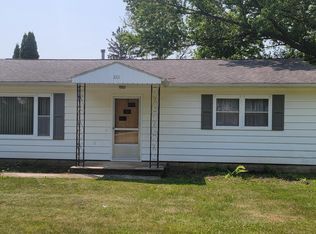 801 Switch St, Elgin, IA 52141