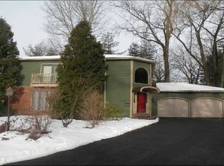 82 Kakely St, Albany, NY 12208