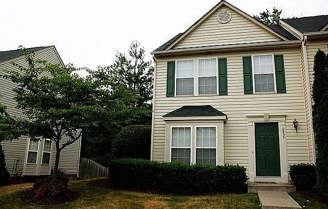 1st image of 2855 Queensland Dr