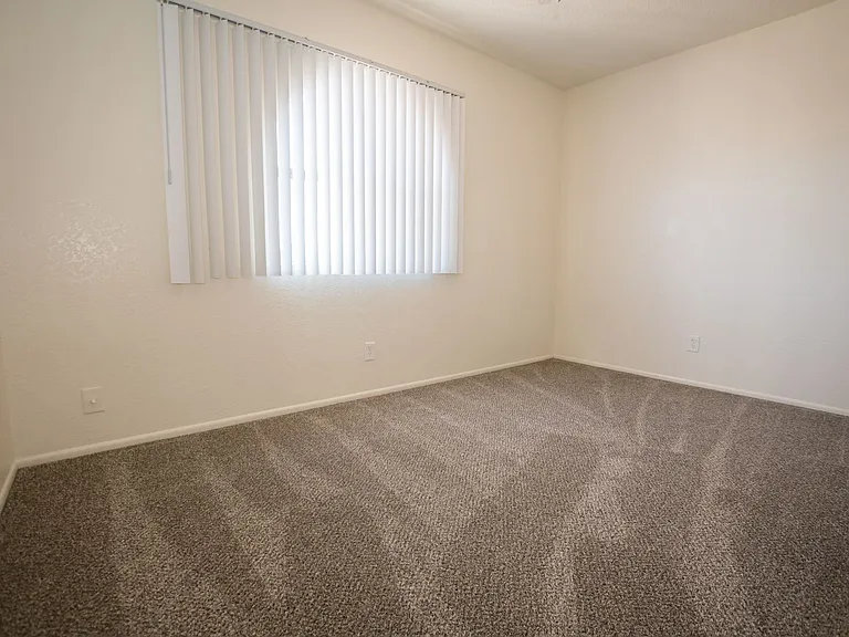 100 Terra Dr — Photo 17