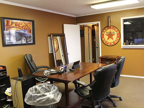 5th image of 5308 W Wall St