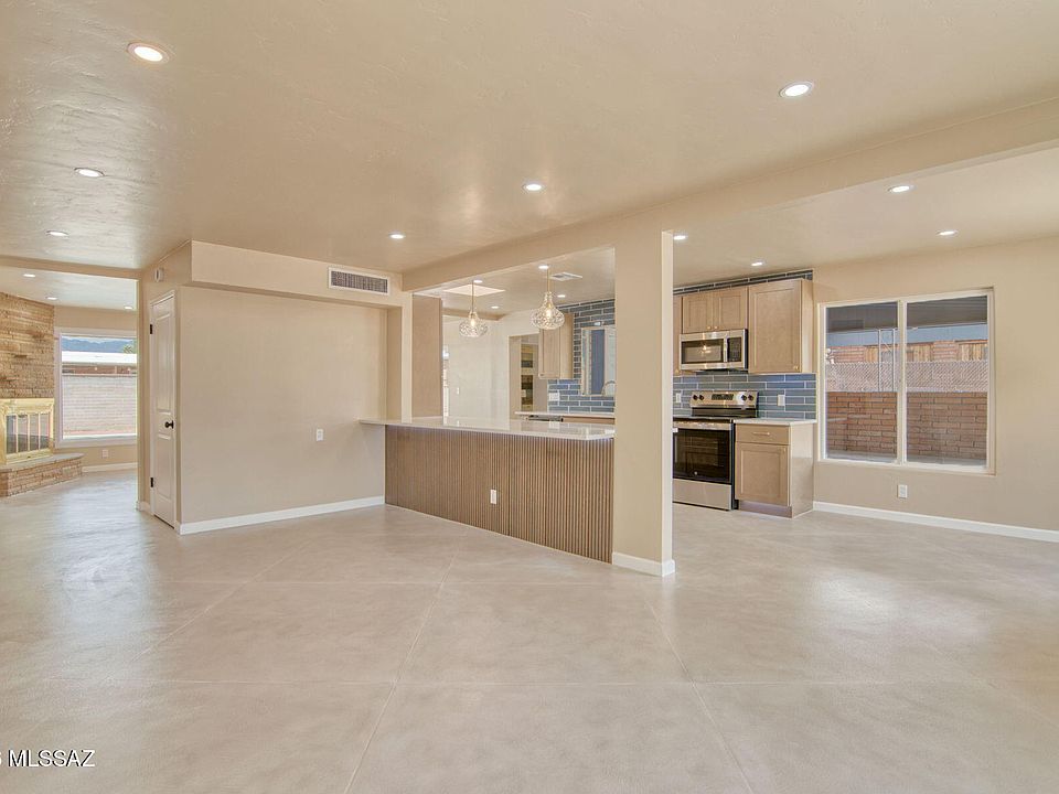1st image of 6625 E Paseo