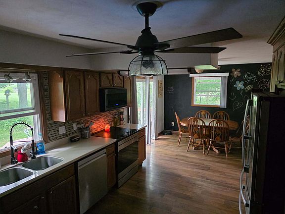 5th image of 22948 N Uldriks Dr