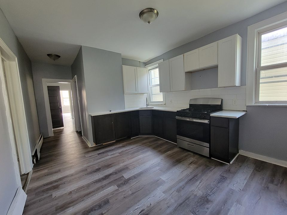 1st image of 34 Norwood St #2E