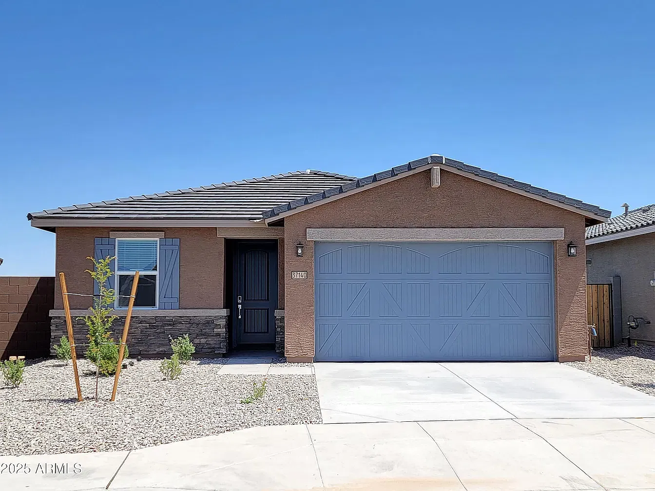 4 bed, 1832 sqft, $2,400 — Photo 1