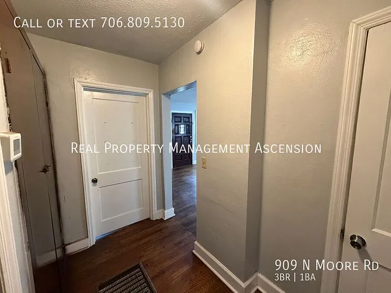 909 N Moore Rd — Photo 9