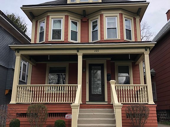 2nd image of 165 Woodward Ave