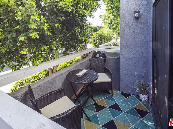 3rd image of 4220 Colfax Ave APT 107