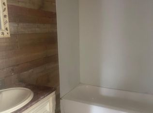 504 Freeman Ave, Bridgeport, AL 35740