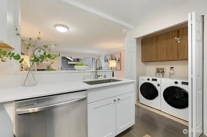 1 bed, 798 sqft, $2,475 — Photo 4