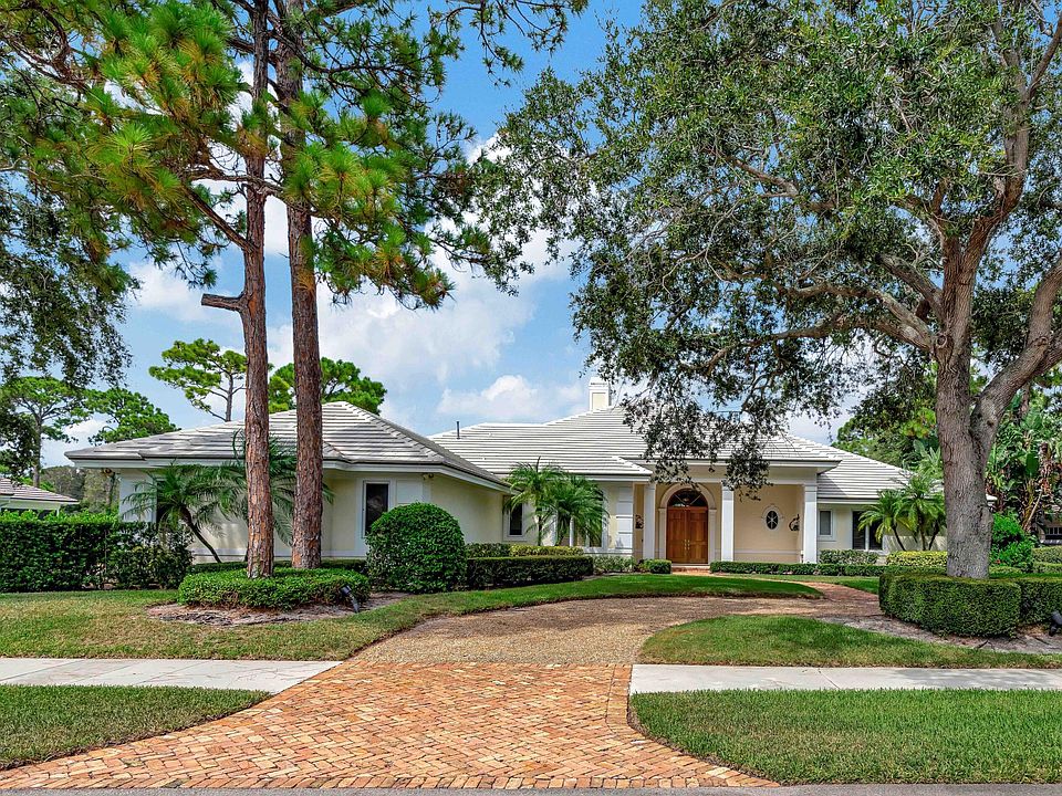 1st image of 8096 SE Golfhouse Drive