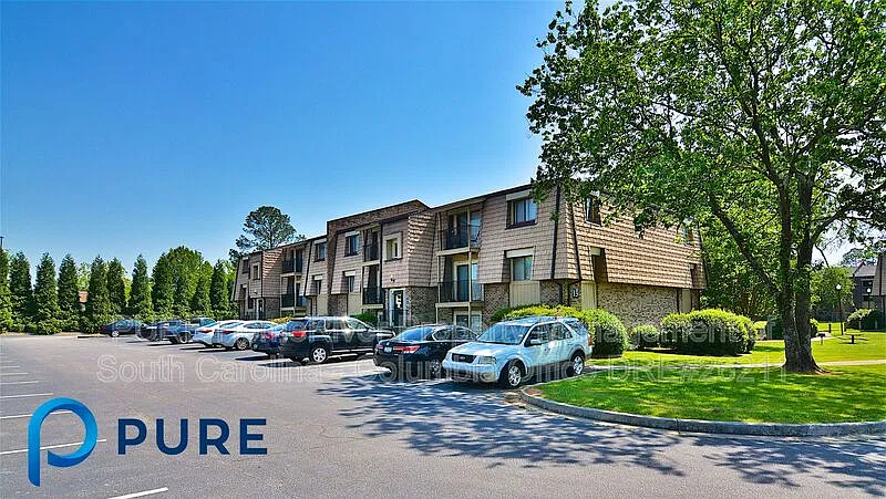 1 bed, 1.0 bath, 672 sqft, $950 — Photo 2