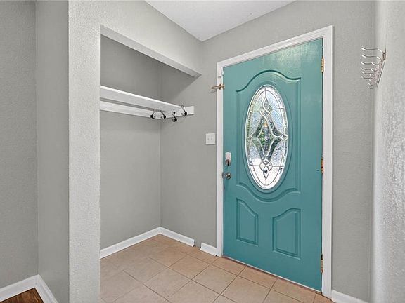 4th image of 3104 Coach House Ln