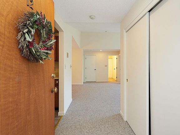 4th image of 2 Marc Dr APT 2B12