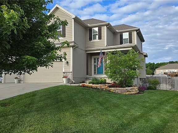 2nd image of 26061 W 141st Ct