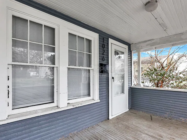 1026 Ellsworth Ave — Photo 4