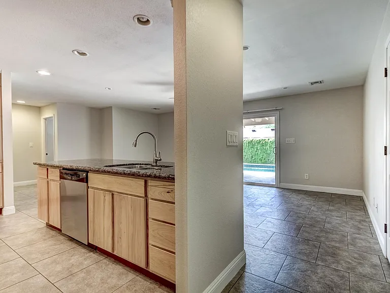 1737 E Pebble Beach Dr — Photo 30