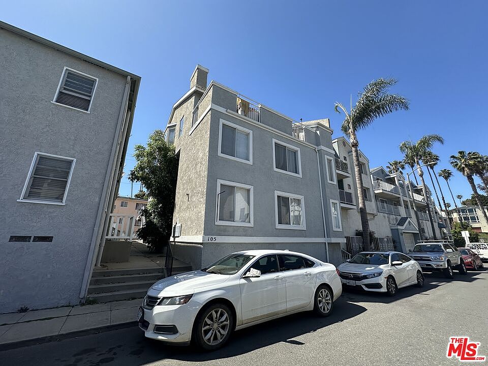 2nd image of 105 Roswell Ave